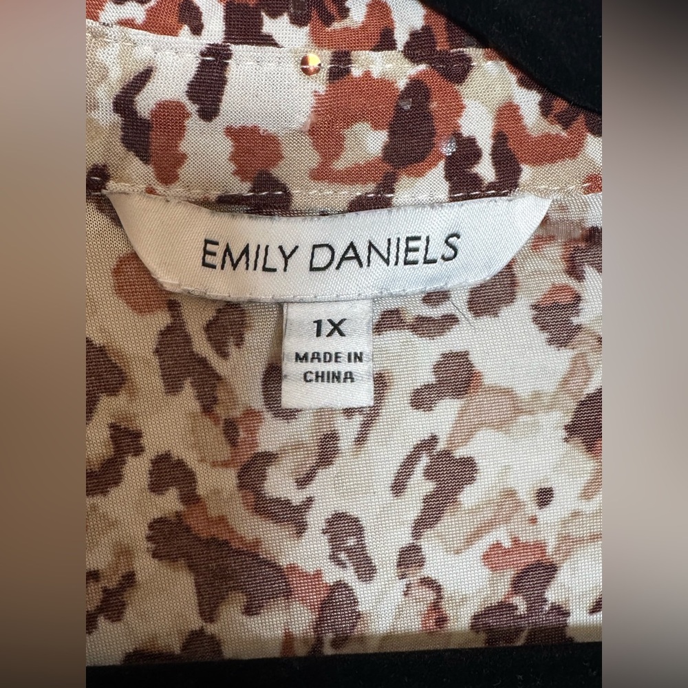 Stylish Leopard Print Women's Blouse - Picture 3 of 6